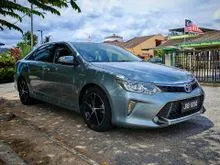 2015 Toyota Camry 2.5 Hybrid Sedan.. Full Service Record By Toyota..