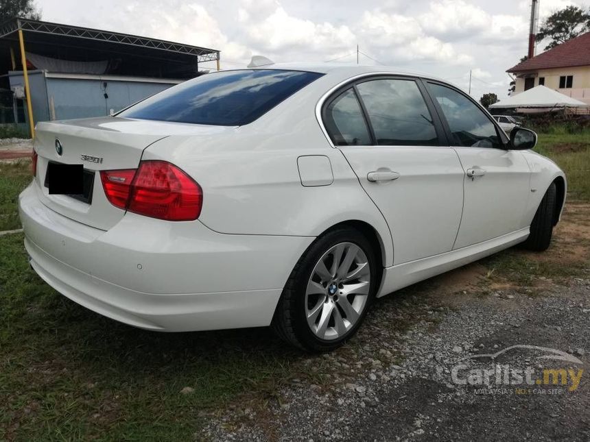 BMW 320i 2011 M Sport 2.0 in Selangor Automatic Sedan 