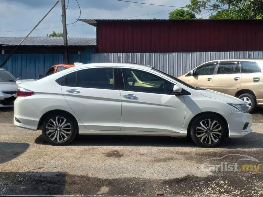 2018 Honda City V Sedan