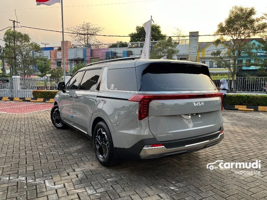 2023 KIA Carnival CRDi Premiere MPV