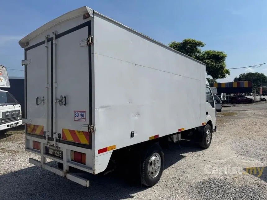 2011 JBC SY1044 DVPMY Lorry