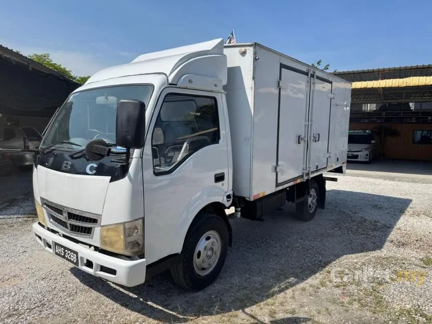 2011 JBC SY1044 DVPMY Lorry