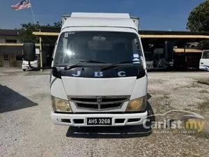 2011 JBC SY1044 3.2 DVPMY Lorry