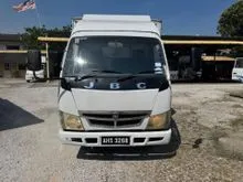 2011 JBC SY1044 3.2 DVPMY Lorry