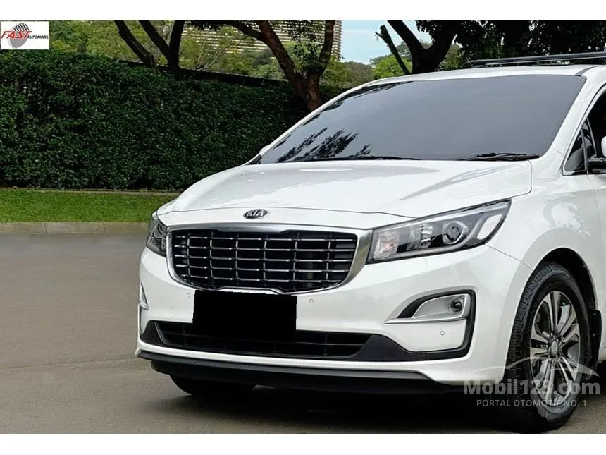 2018 KIA Grand Sedona (Diesel) MPV