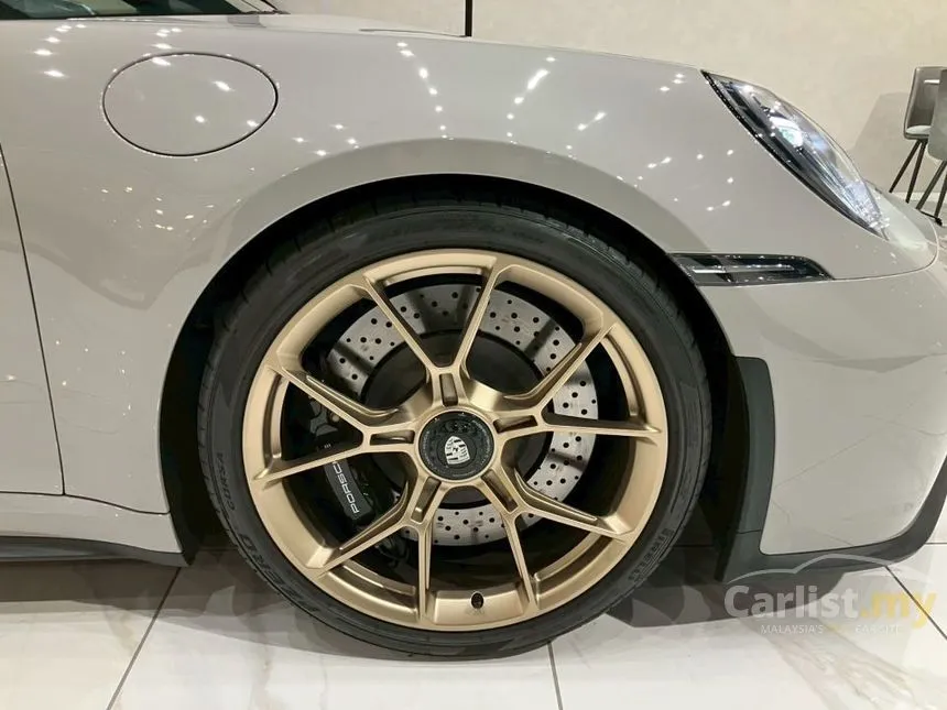 2024 Porsche 911 GT3 Touring Coupe