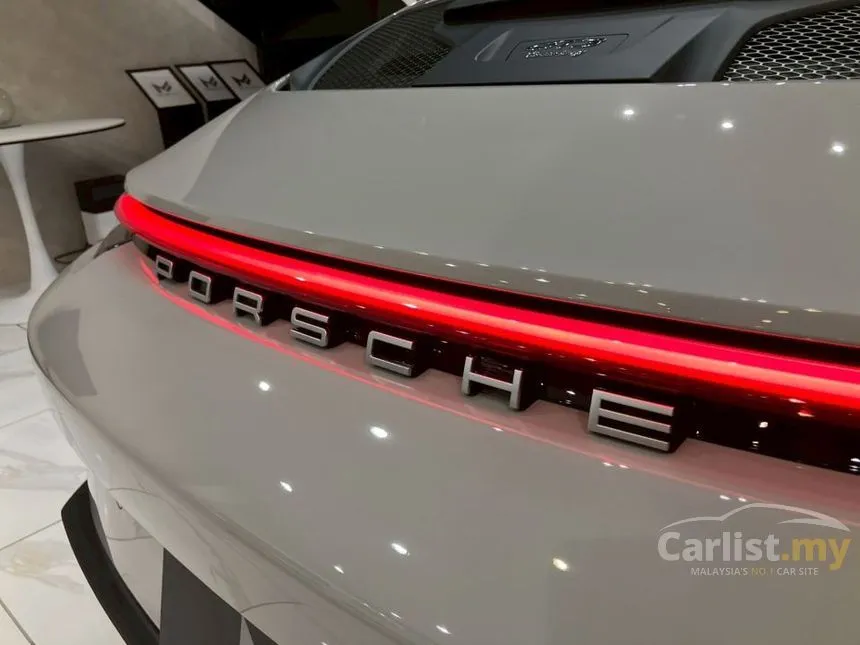 2024 Porsche 911 GT3 Touring Coupe