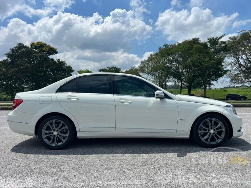2011 Mercedes-Benz C200 Elegance CGI Sedan