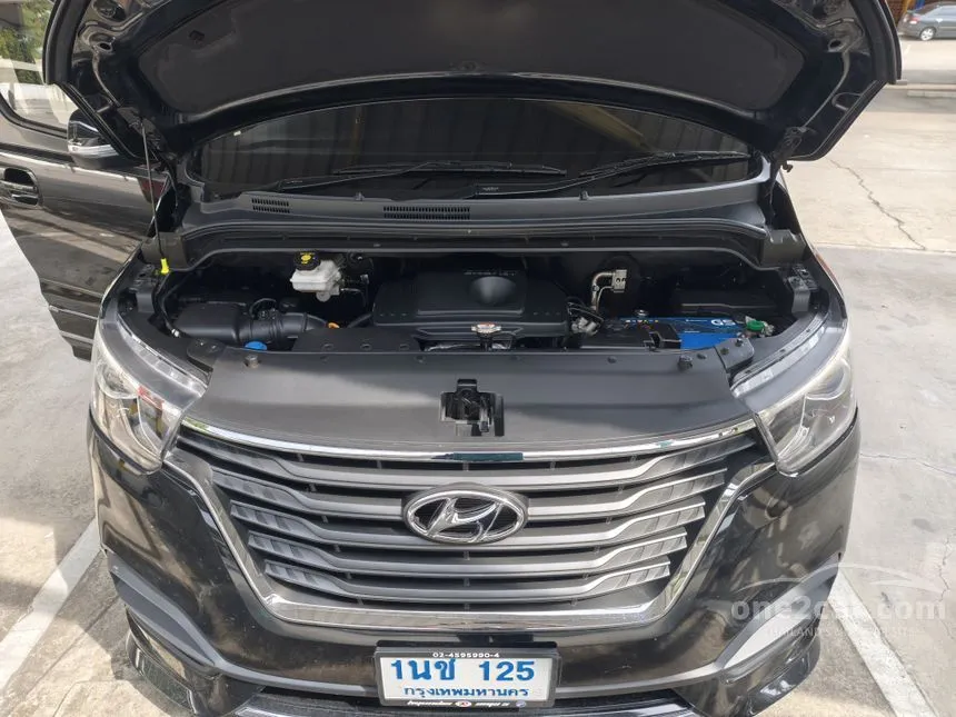 2023 Hyundai H-1 Elite FE Van