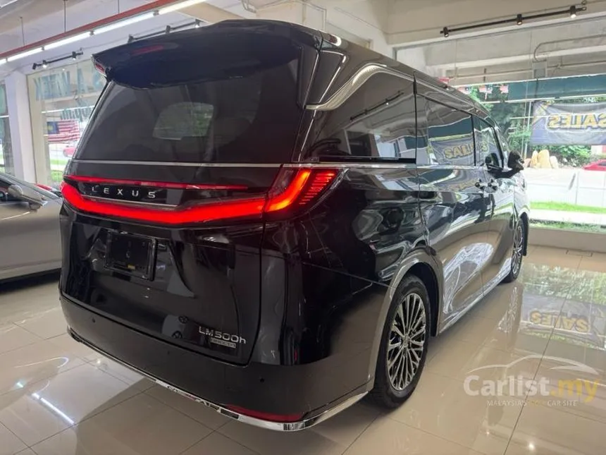 2024 Lexus LM 500h Version L 6 Seater MPV