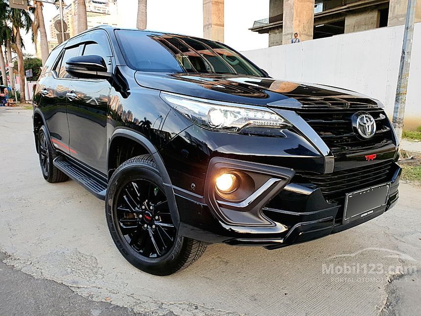 Jual Mobil Toyota Fortuner 2019 Trd 2 4 Di Dki Jakarta Automatic Suv Hitam Rp 435 000 000 7071349 Mobil123 