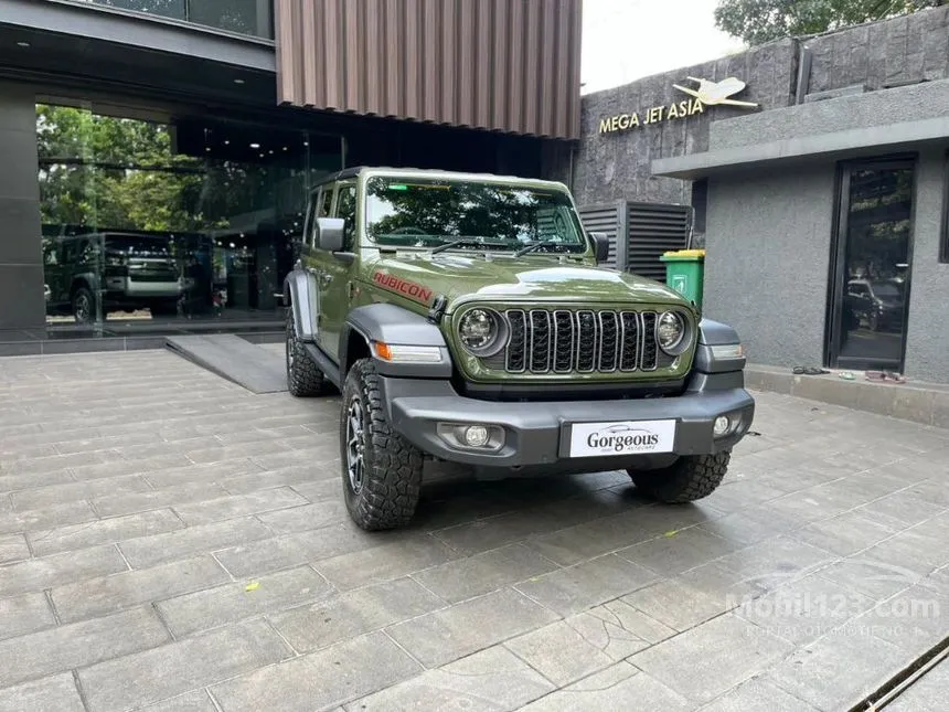 Jual Mobil Jeep Wrangler 2024 Rubicon Unlimited 4 Door 2.0 di DKI Jakarta Automatic SUV Hijau Rp 2.350.000.000