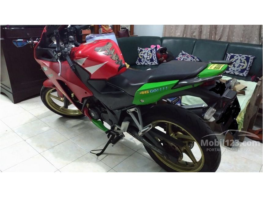 jawa bekas pcx honda timur 2015 0.2 CBR Motor Jual Manual Timur Jawa di 150R Honda