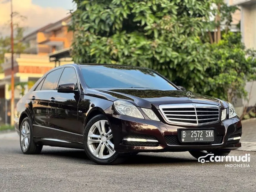 2011 Mercedes-Benz E250 CGI Sedan