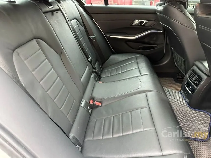 2021 BMW 330i M Sport Sedan