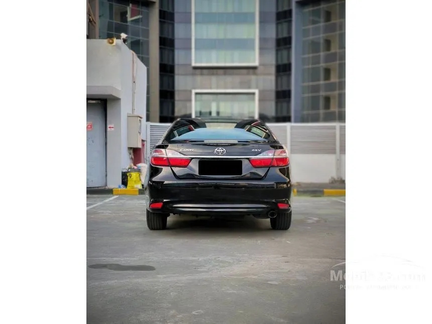 2018 Toyota Camry V Sedan