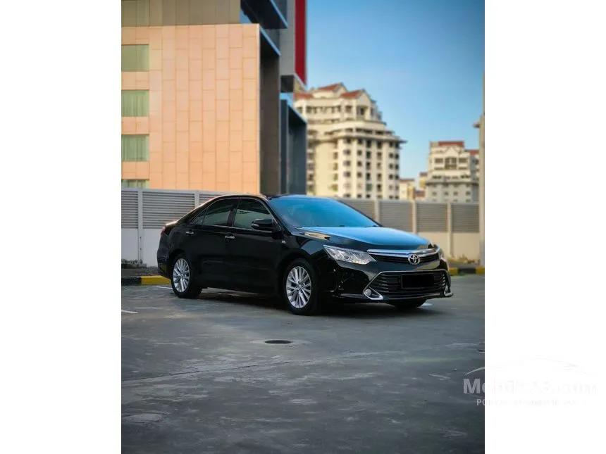 2018 Toyota Camry V Sedan