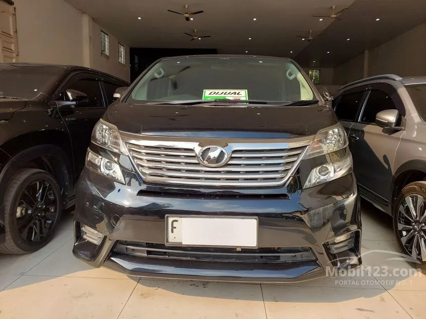 2011 Toyota Vellfire Z Audioless MPV