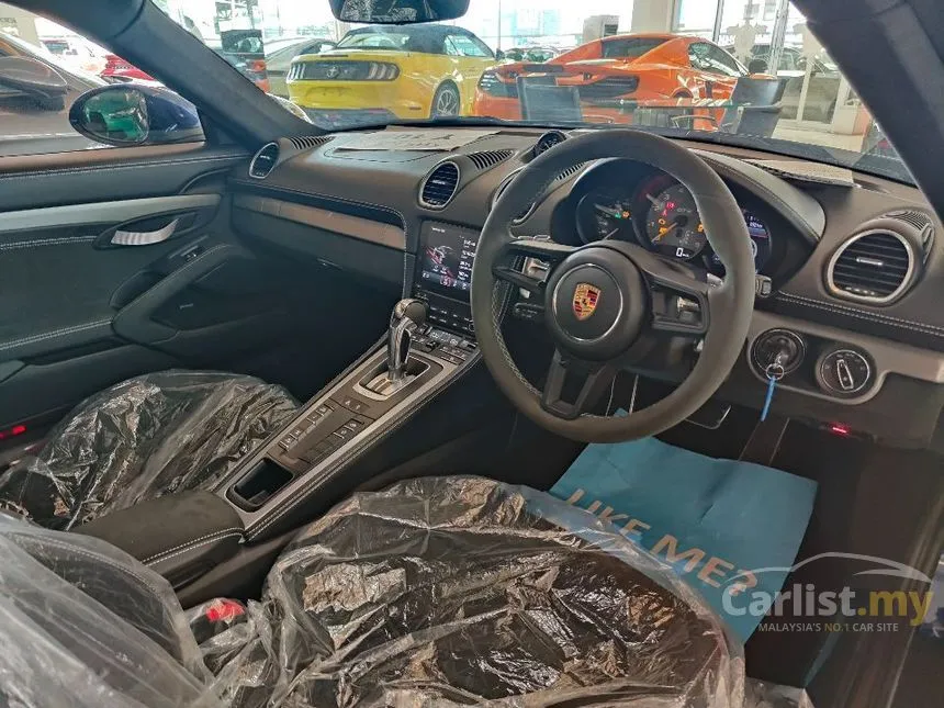 2022 Porsche 718 Cayman GT4 Coupe