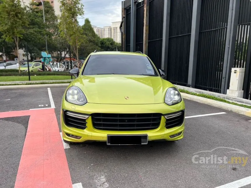 2015 Porsche Cayenne GTS SUV