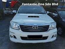2015 Toyota Hilux 2.5 G VNT Pickup Truck