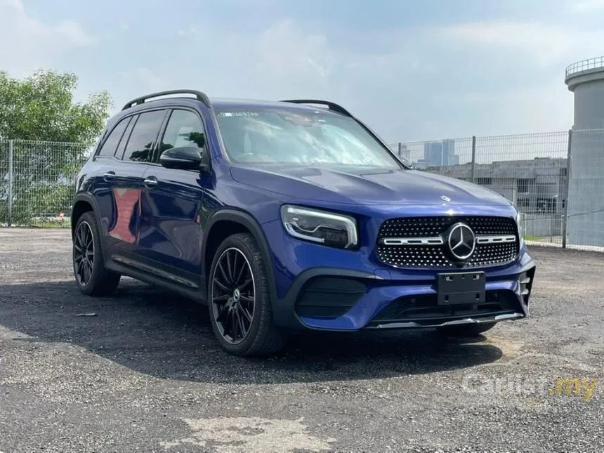 2020 Mercedes-Benz GLB250 4MATIC AMG Line SUV