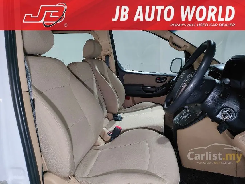 2018 Hyundai Grand Starex Royale MPV