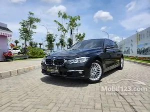 2018 BMW 320i 2.0 Luxury Sedan