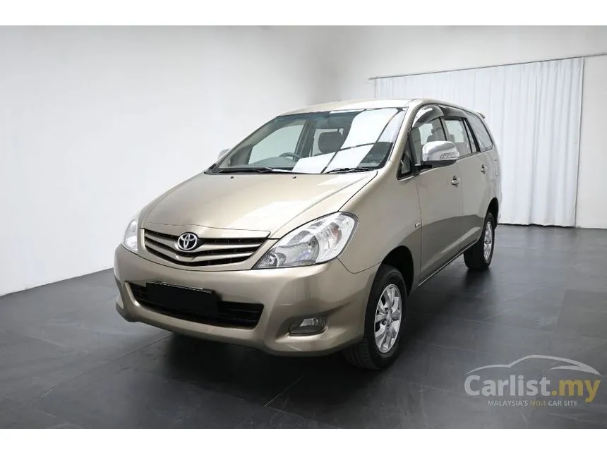 2009 Toyota Innova E MPV