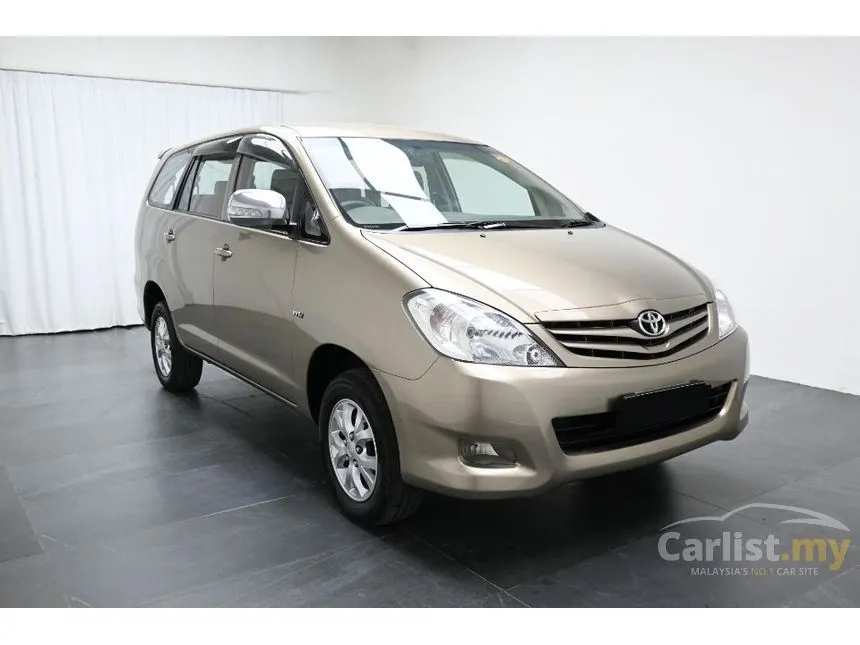2009 Toyota Innova E MPV