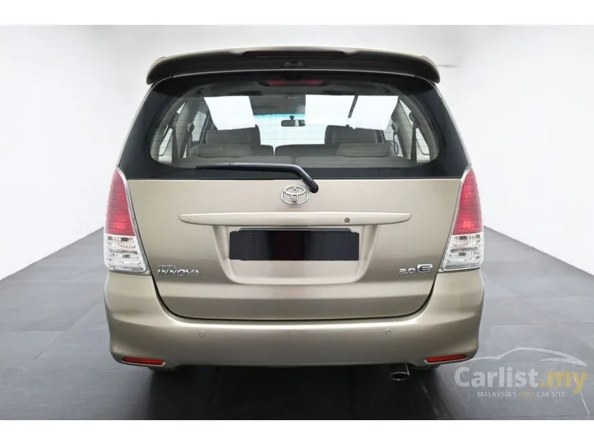 2009 Toyota Innova E MPV