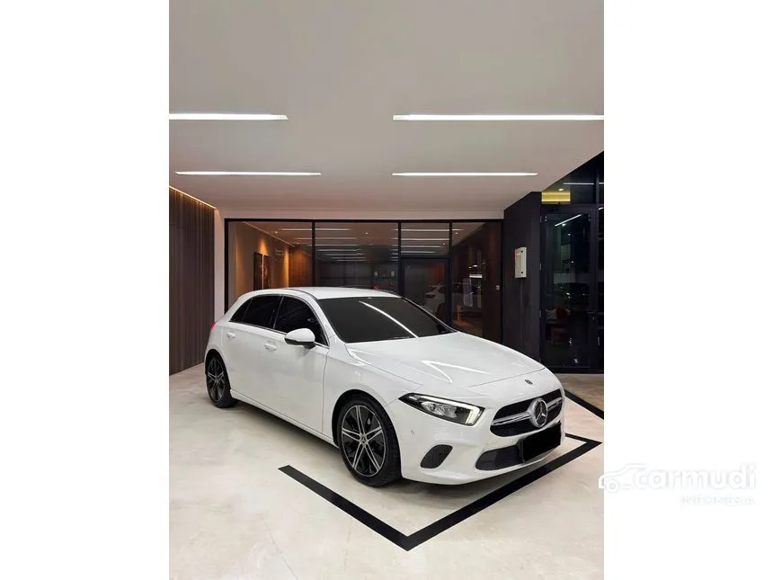 2020 Mercedes-Benz A200 progressive line Hatchback