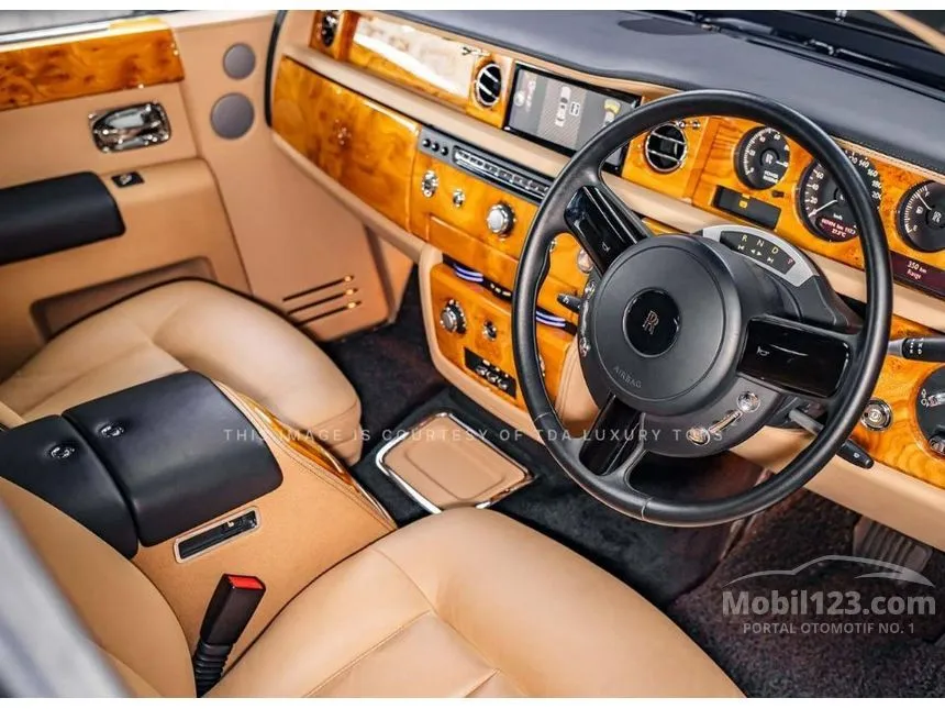 2012 Rolls-Royce Phantom Sedan