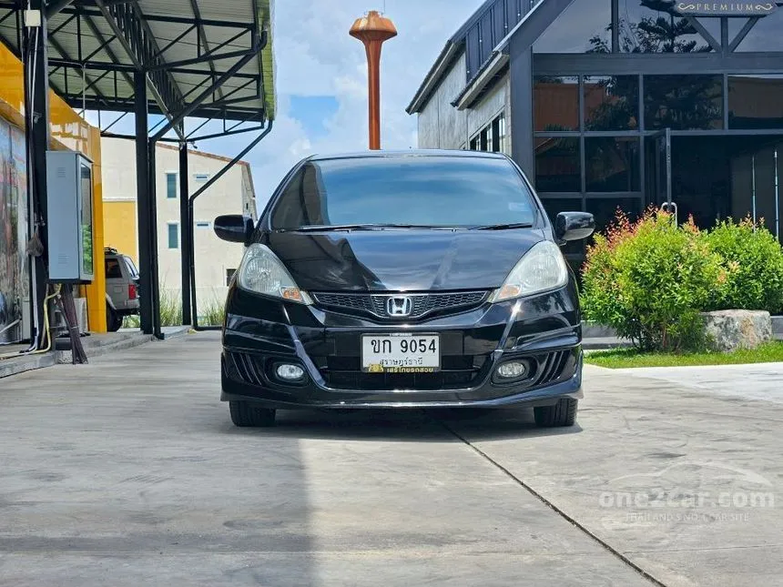 2012 Honda JAZZ V Hatchback