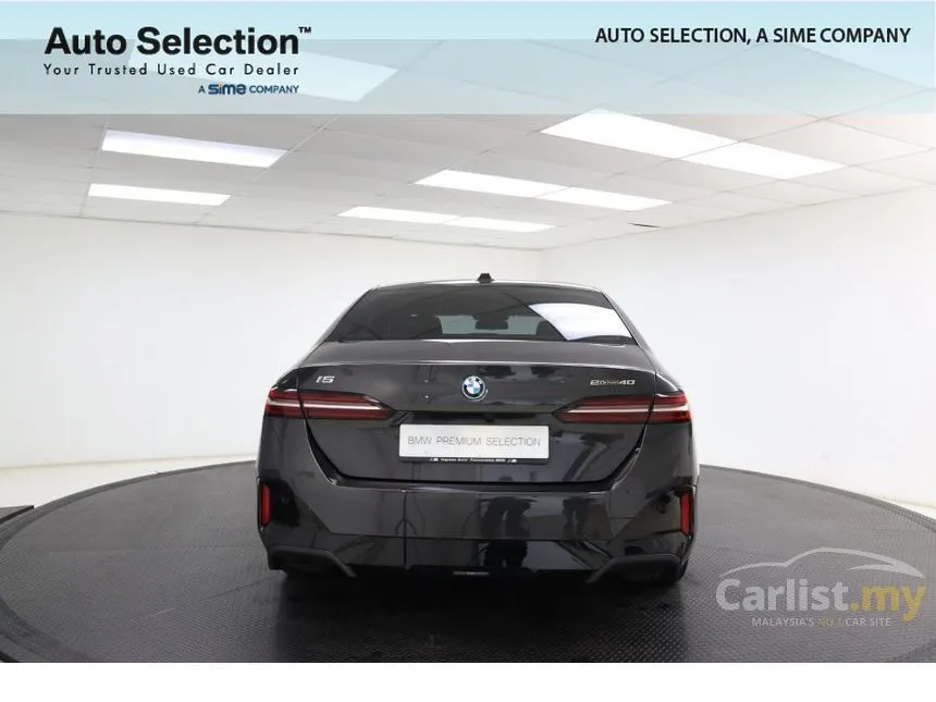 2024 BMW i5 eDrive40 M Sport Sedan