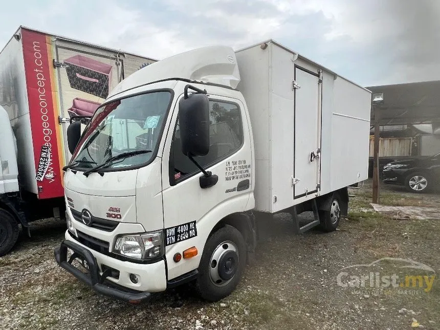 2020 Hino XZU640R Lorry