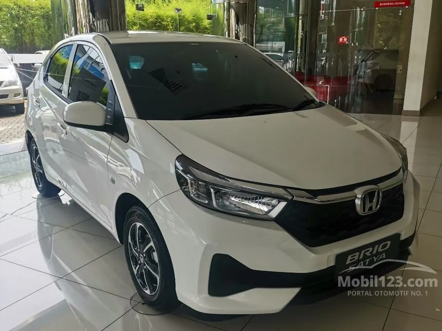Jual Mobil Honda Brio 2025 Satya E 1.2 di DKI Jakarta Automatic Hatchback Putih Rp 190.000.000