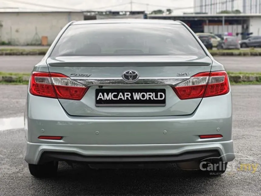 2013 Toyota Camry V Sedan
