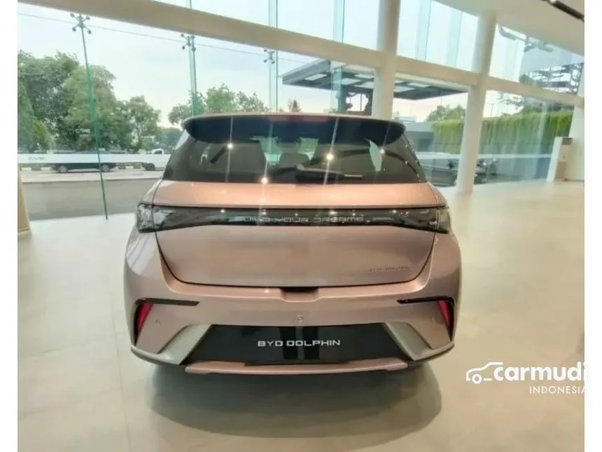 2025 BYD Dolphin Dynamic Standard Range Hatchback