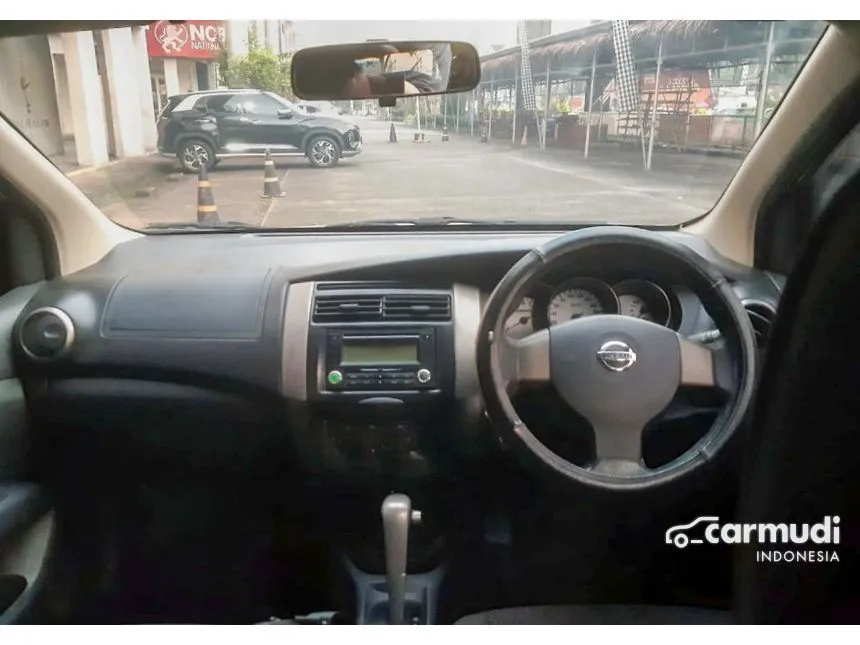2012 Nissan Grand Livina XV MPV