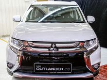 2019 Mitsubishi Outlander 2.0 SUV 4WD BIG PROMOTION!!!