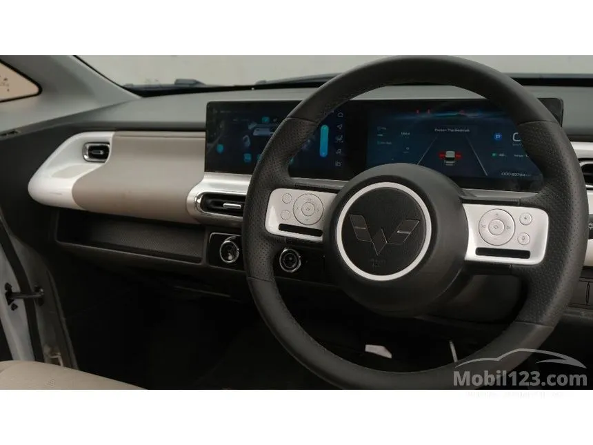 2022 Wuling Air EV Long Range Hatchback
