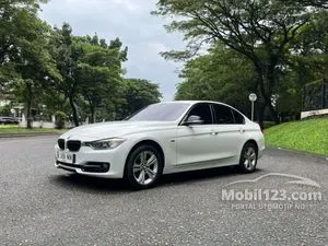 2015 BMW 320i 2.0 Sport Sedan