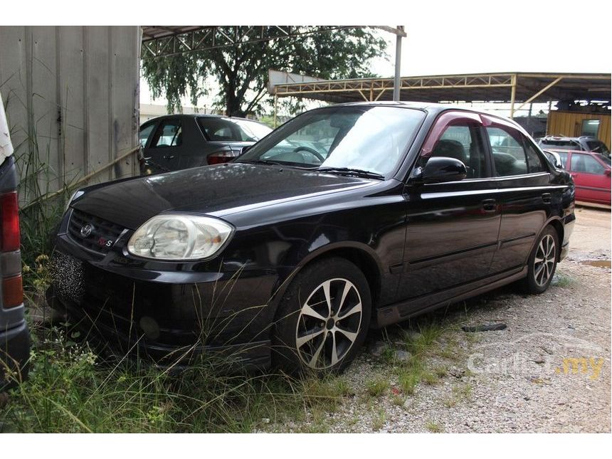 Hyundai Accent 2006 1.5 in Perak Manual Hatchback Black 