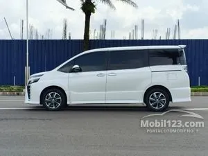 2019 Toyota Voxy 2.0 MPV