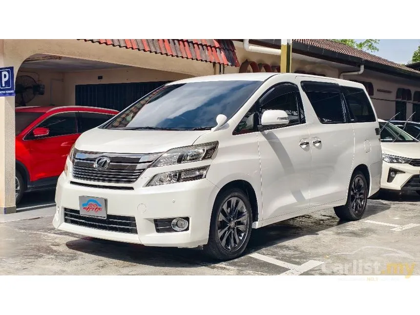 2013 Toyota Vellfire Z MPV