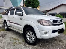 2011 Toyota Hilux 2.5 G VNT Pickup Truck