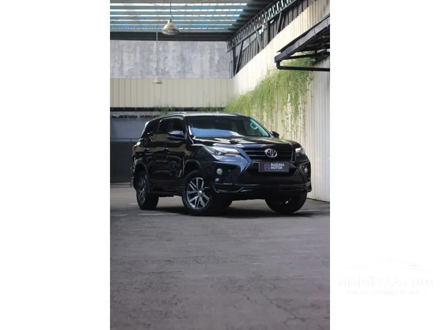 2018 Toyota Fortuner VRZ 4X2 SUV