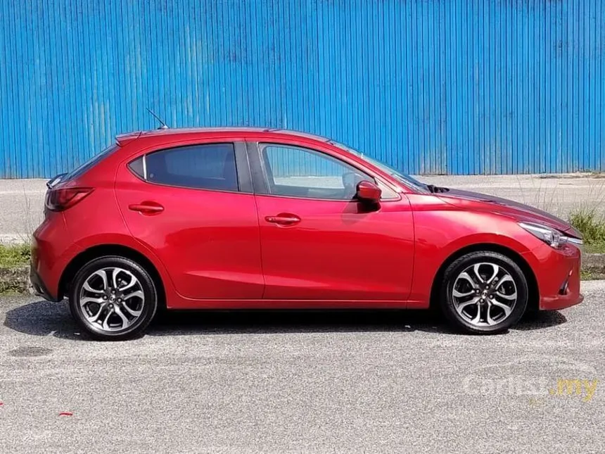 2017 Mazda 2 SKYACTIV-G (LED Headlight with DRL) Hatchback