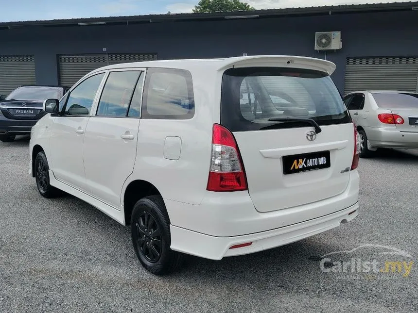 2012 Toyota Innova E MPV